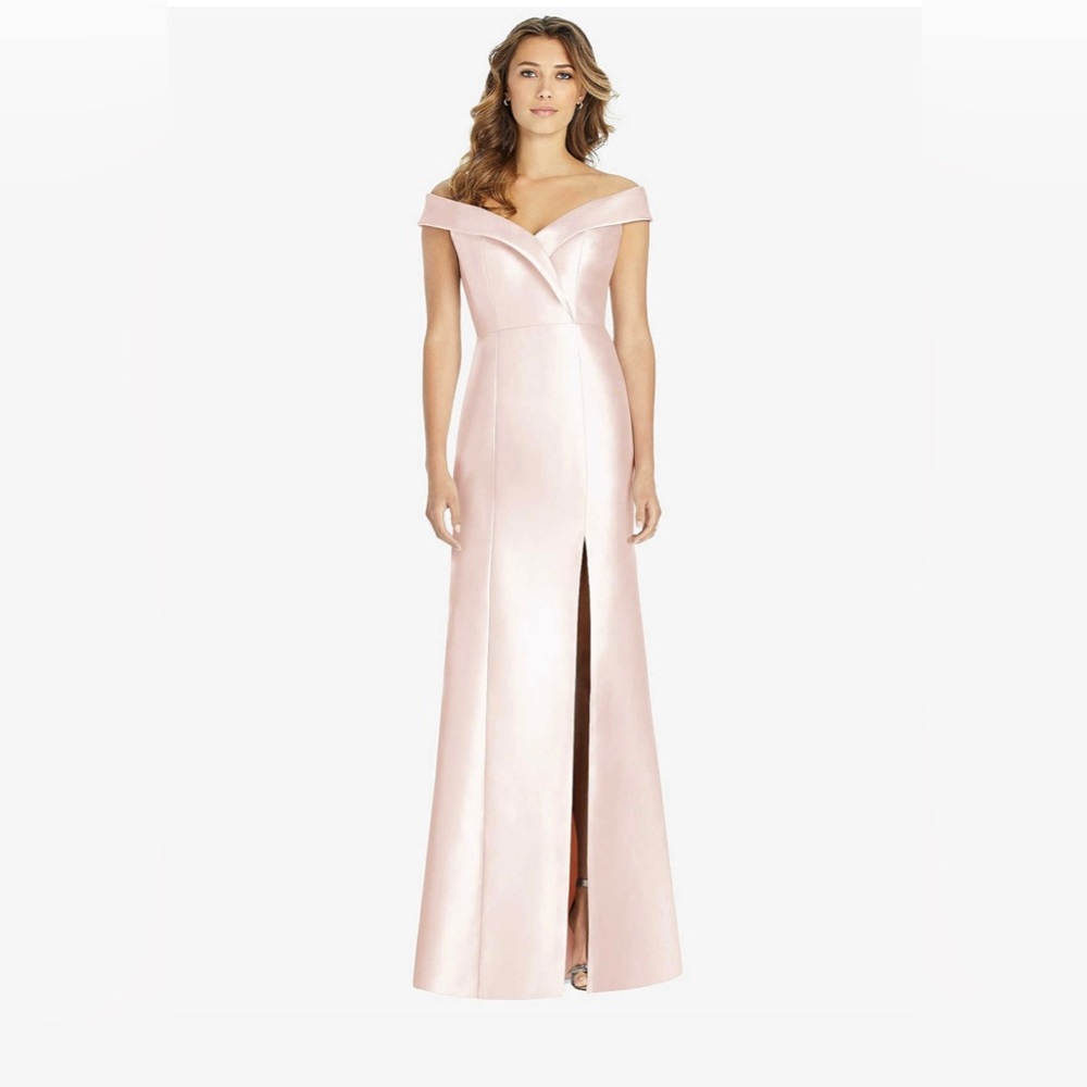 OFF-THE-SHOULDER CUFF TRUMPET GOWN WITH FRONT SLIT IN BLUSH